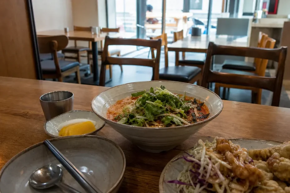 서면 지역 restaurant 방문 전 확인사항을 소개하는 사실적인 참고 이미지